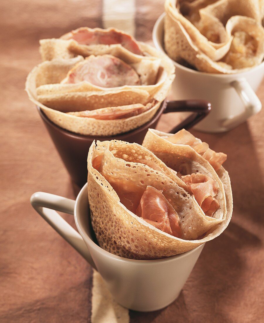 Buchweizencrepes mit Rohschinken