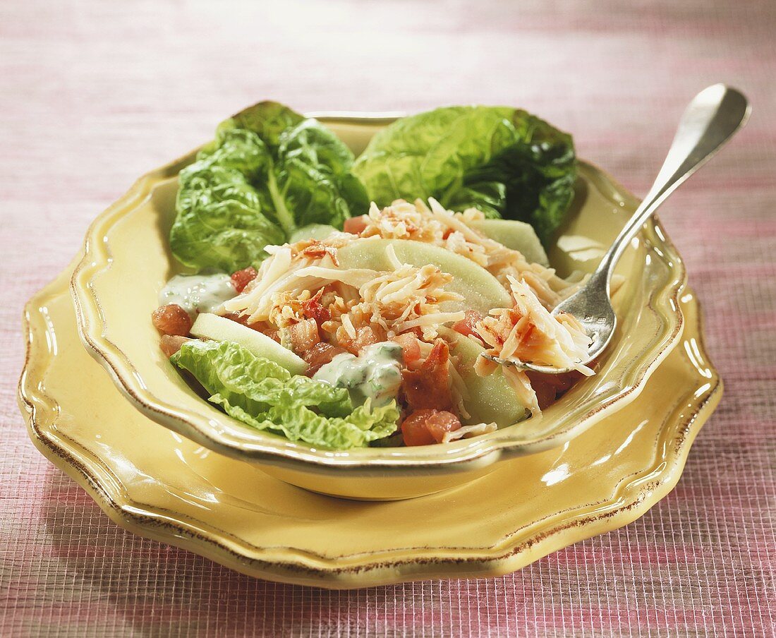 Crab salad with apples