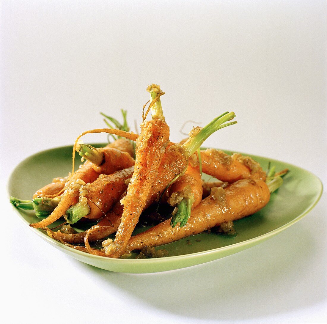 Deep-fried carrots with onions