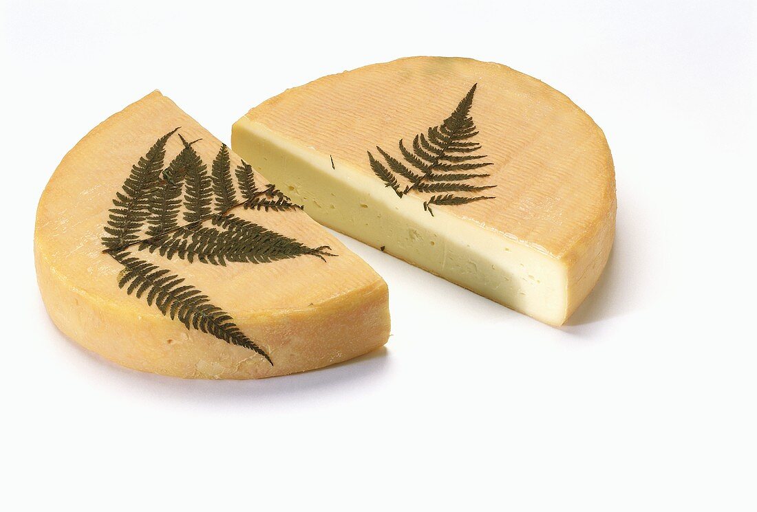 Gres des Vosges (soft cheese with fern leaf)