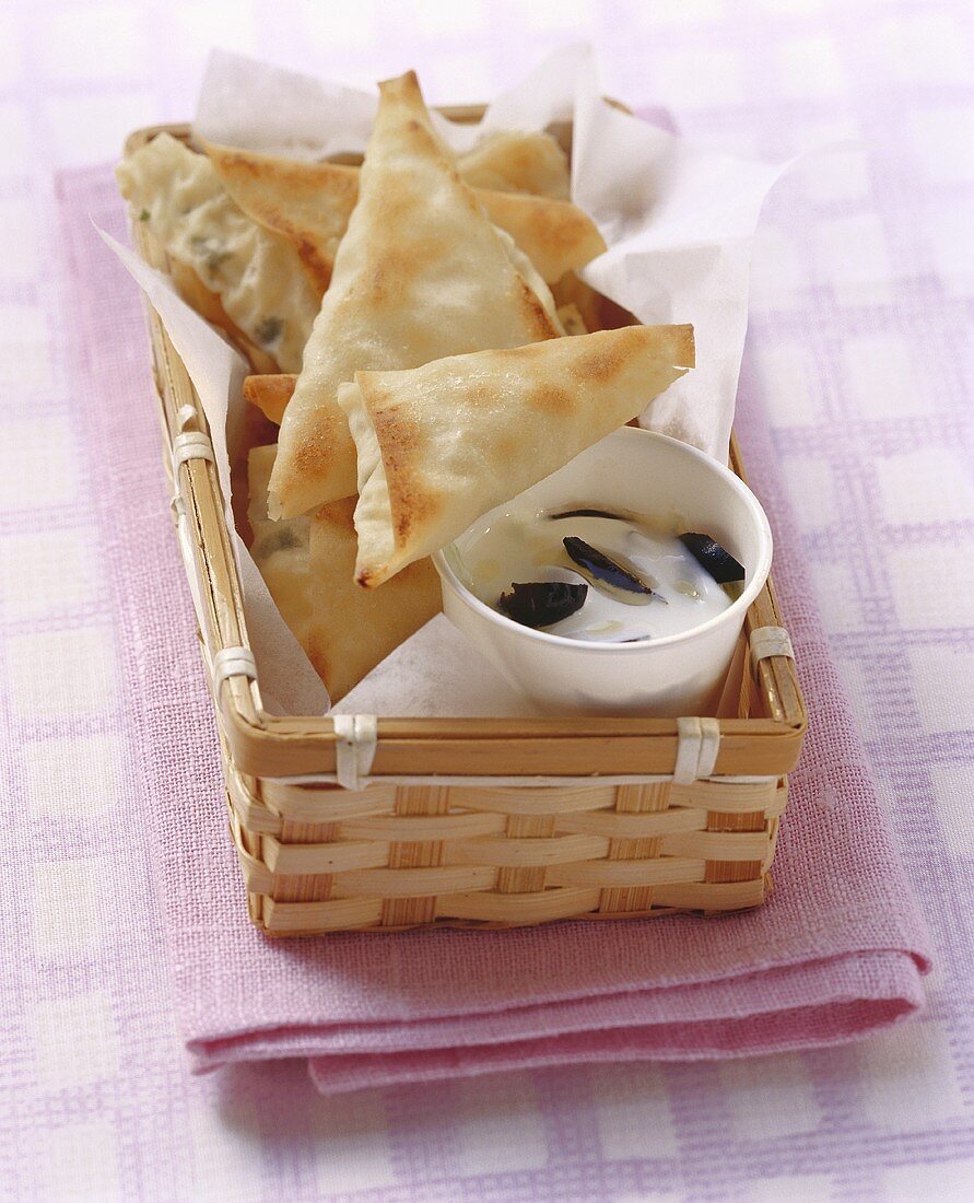 Börek with cacik (pasties with cucumber yoghurt dip, Turkey)