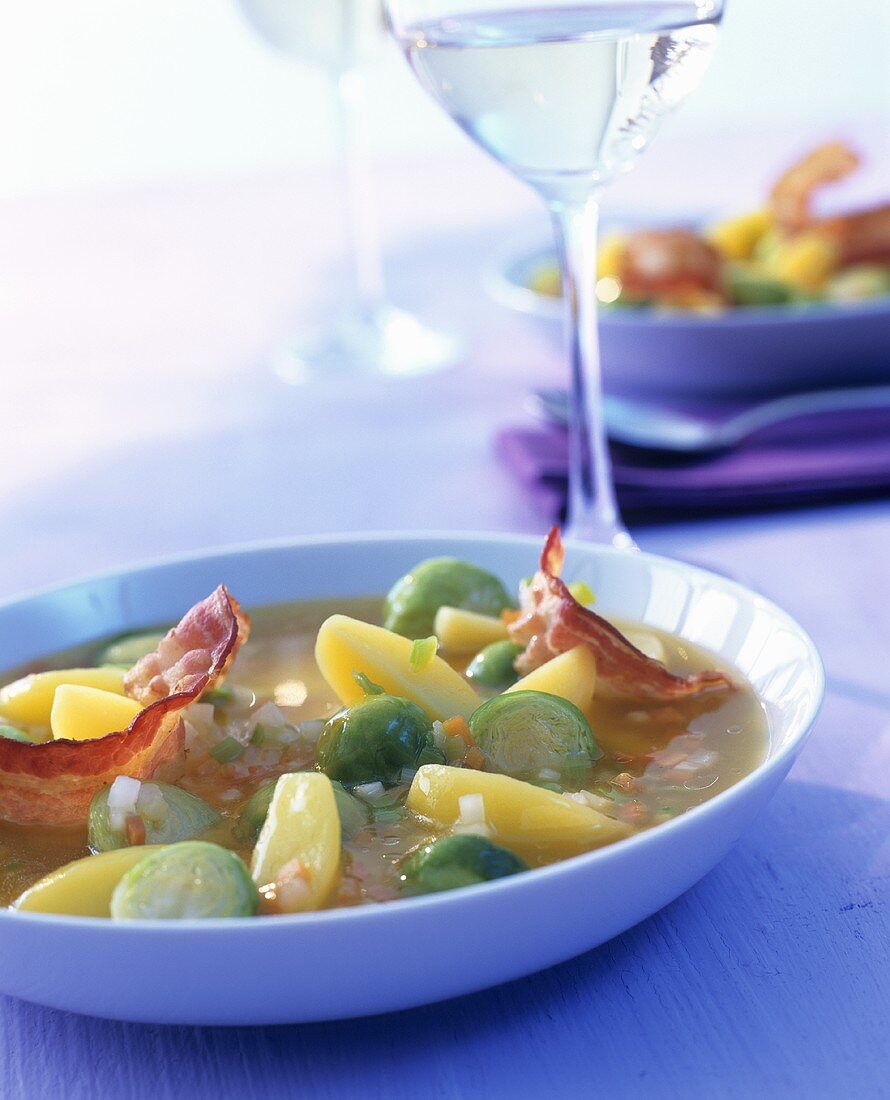 Brussels sprout stew with potatoes and bacon