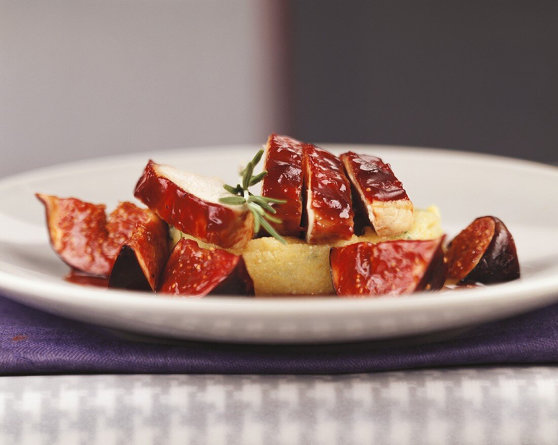 Hähnchenbrust mit Feigen und Polenta