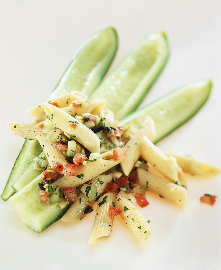 Penne with spicy tomato and cucumber sauce