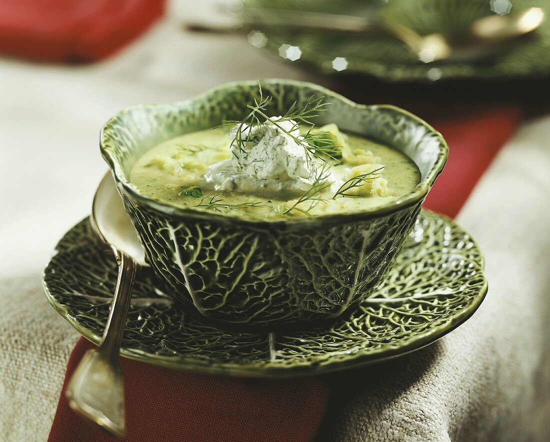 Savoy cabbage soup with dill cream