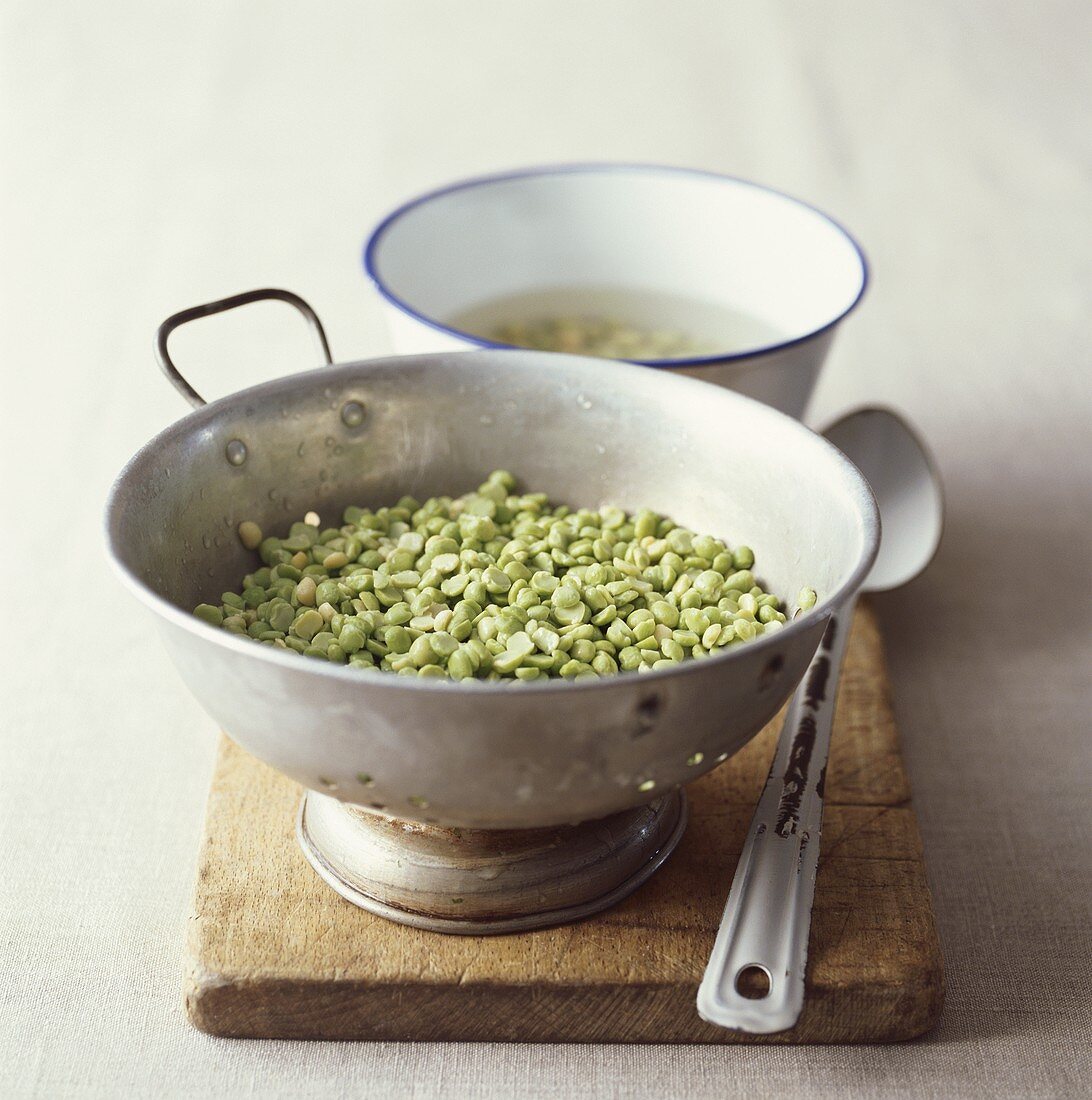 Dried peas in colander (for soaking)