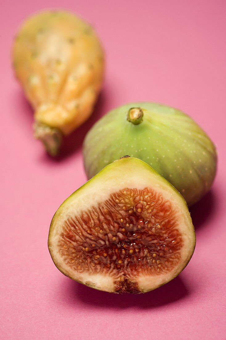 Prickly pear and figs, whole and halved