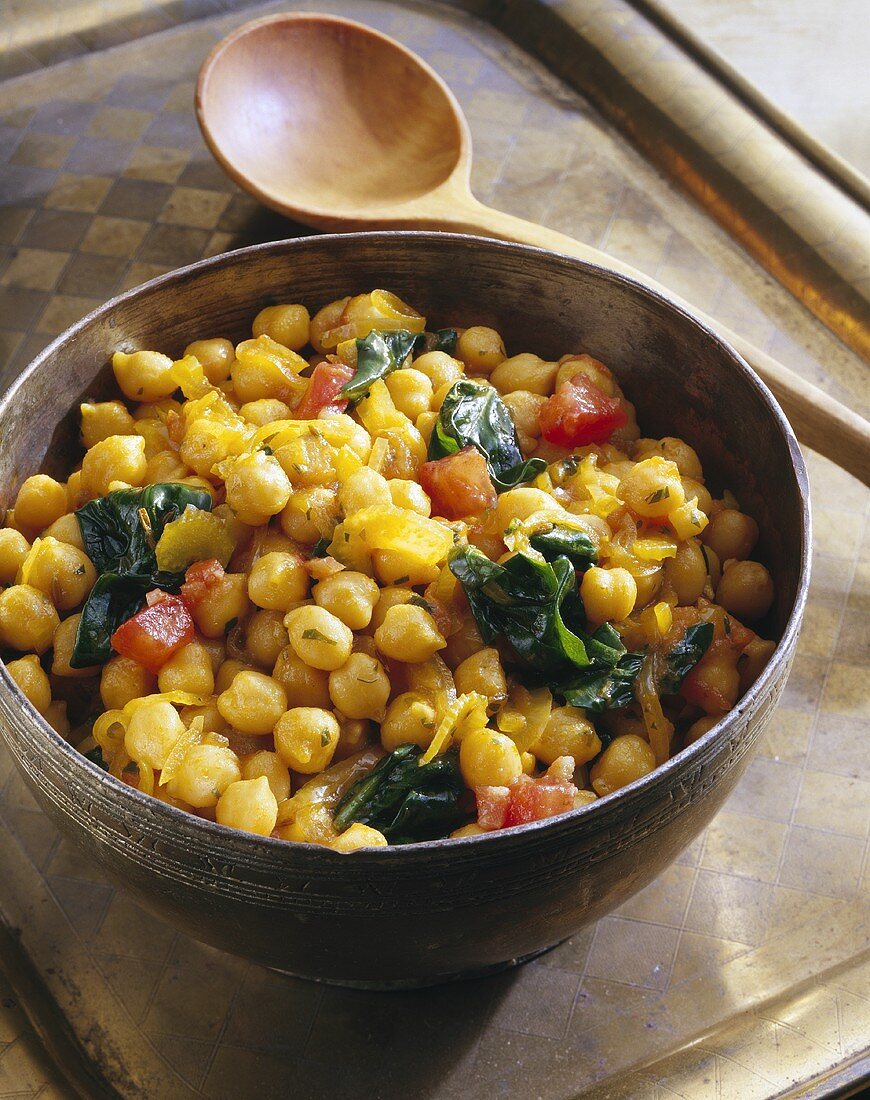 Chick-pea stew with spinach