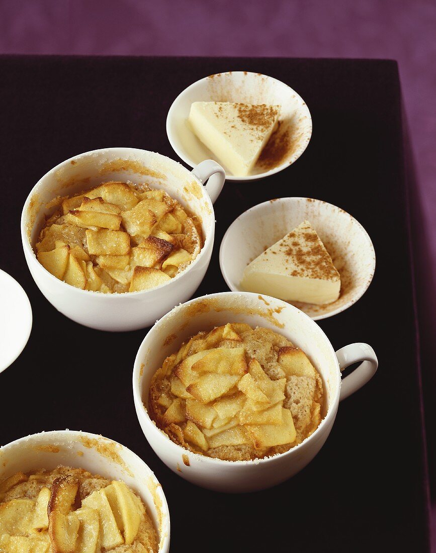 Apfelkuchen mit Zimt-Vanille-Parfait