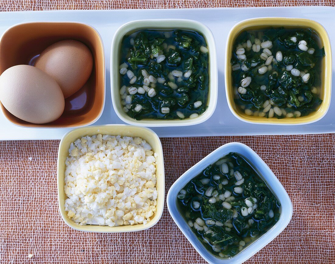 Spinach and barley soup with chopped egg (Baltic)