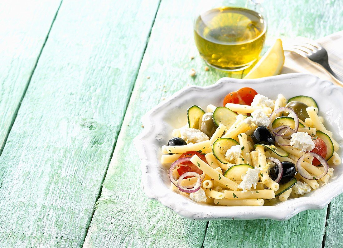 Pasta salad with vegetable and sheep's cheese (Greece)