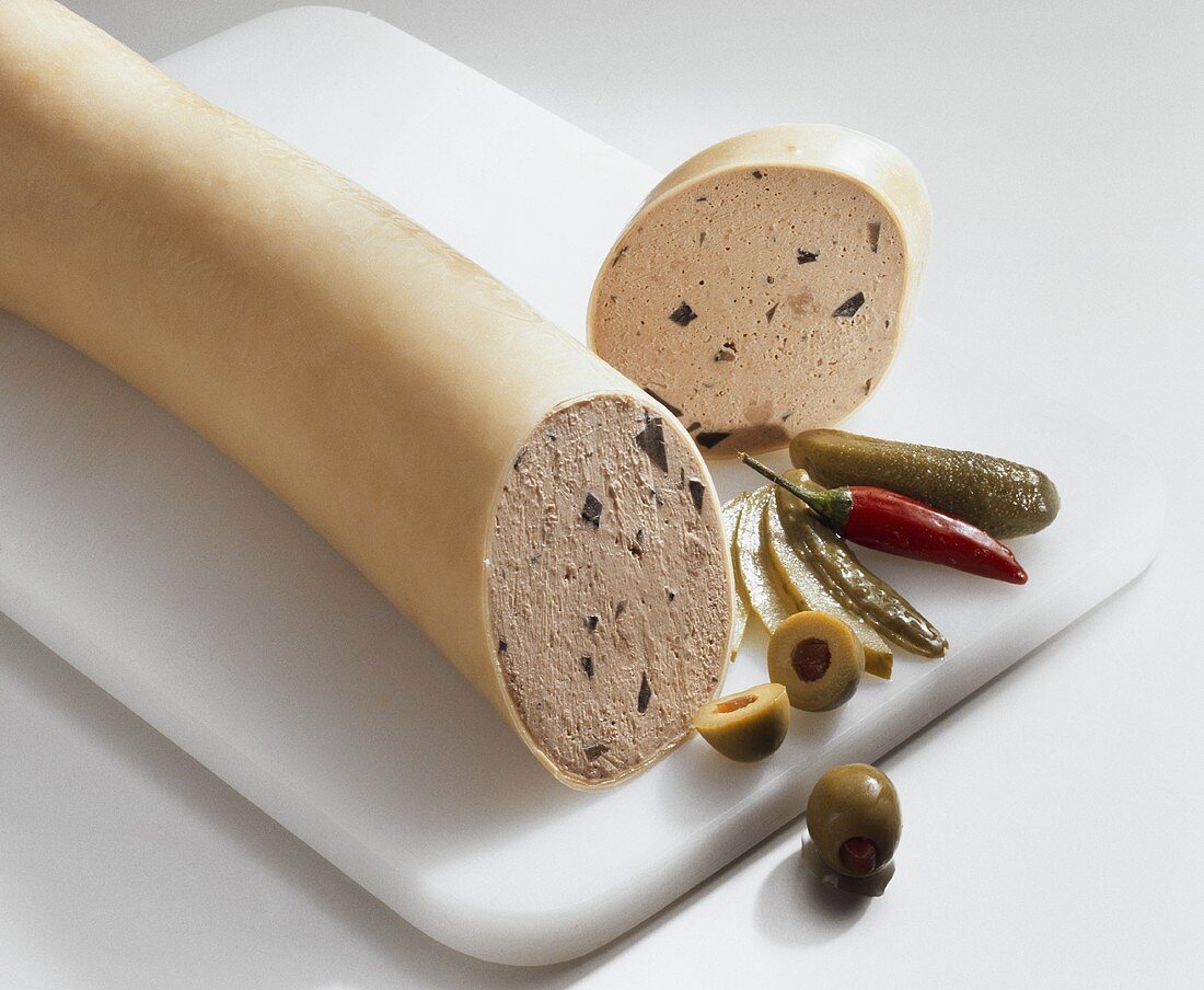 Trüffelleberwurst, angeschnitten