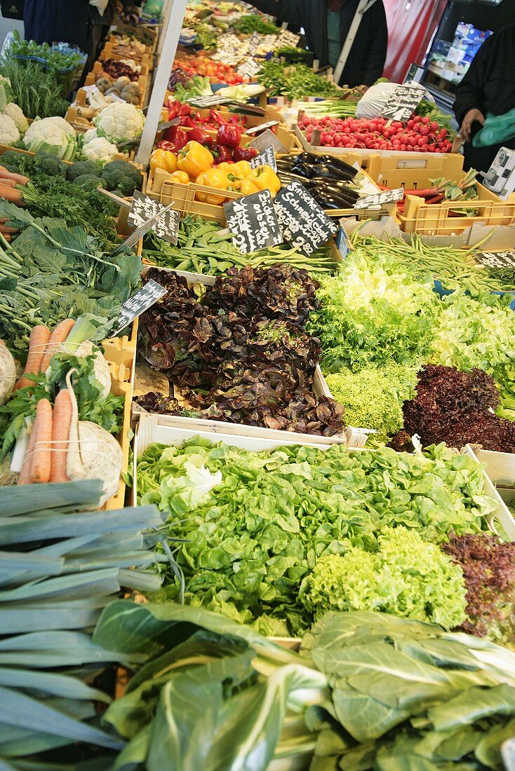 Frisches Gemüse am Markt