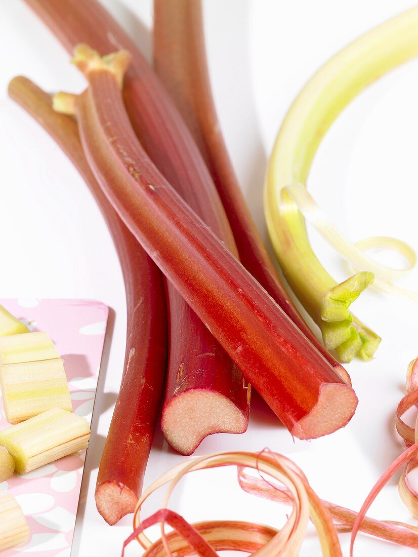 Rhubarb, partly peeled and sliced