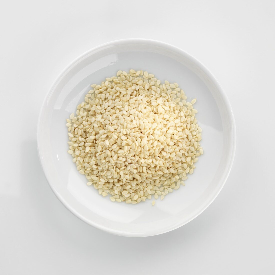 Sesame seed, hulled, in white dish