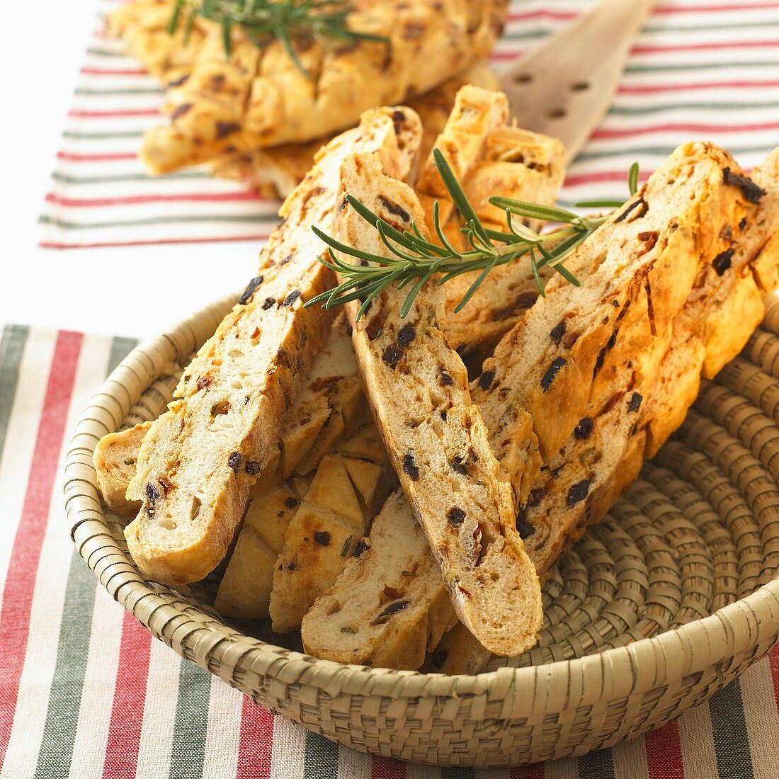 Focaccia al pomodoro (Fladenbrot mit getrockneten Tomaten)