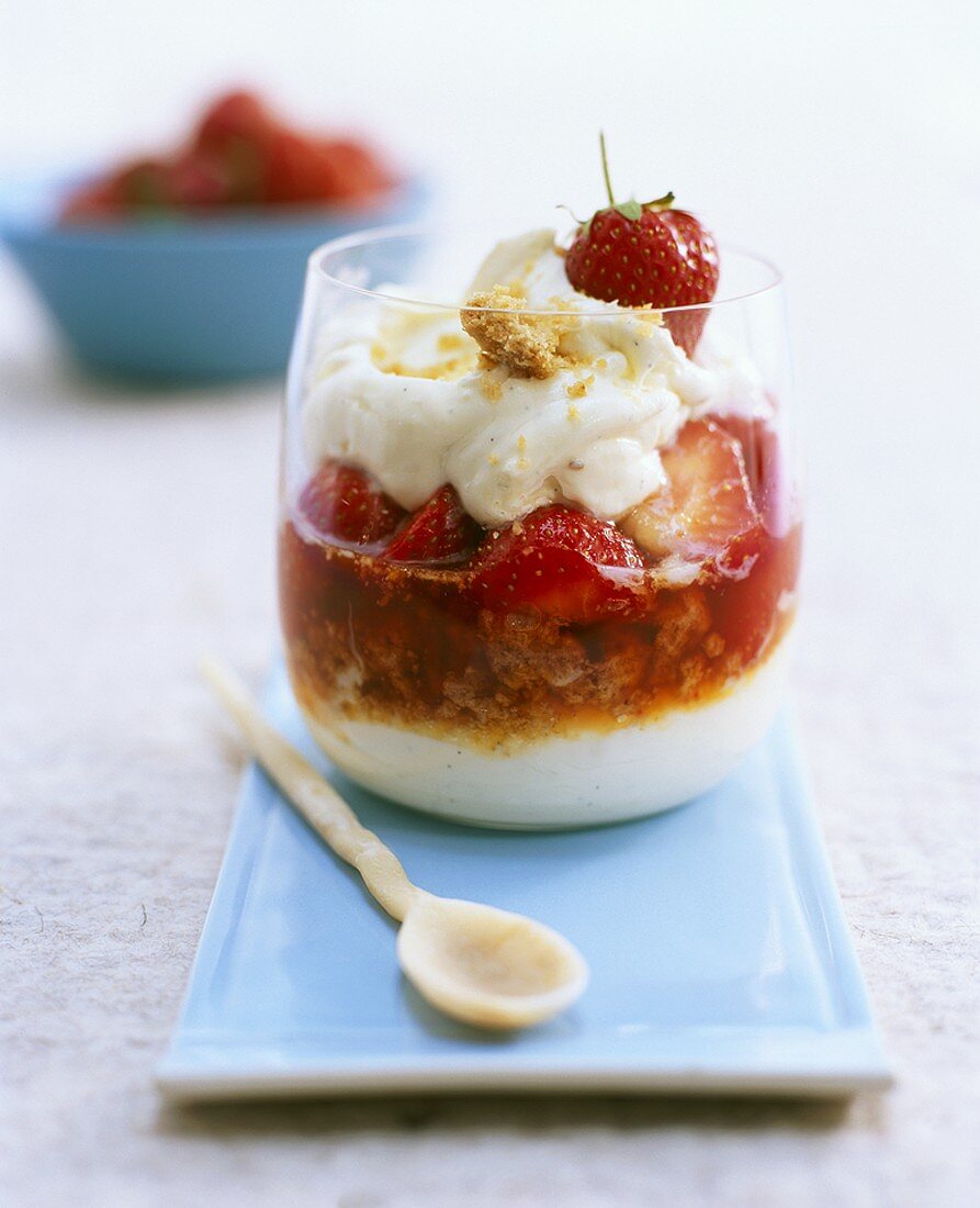 Camilla's Cup: layered dessert of strawberries, mascarpone, biscuits