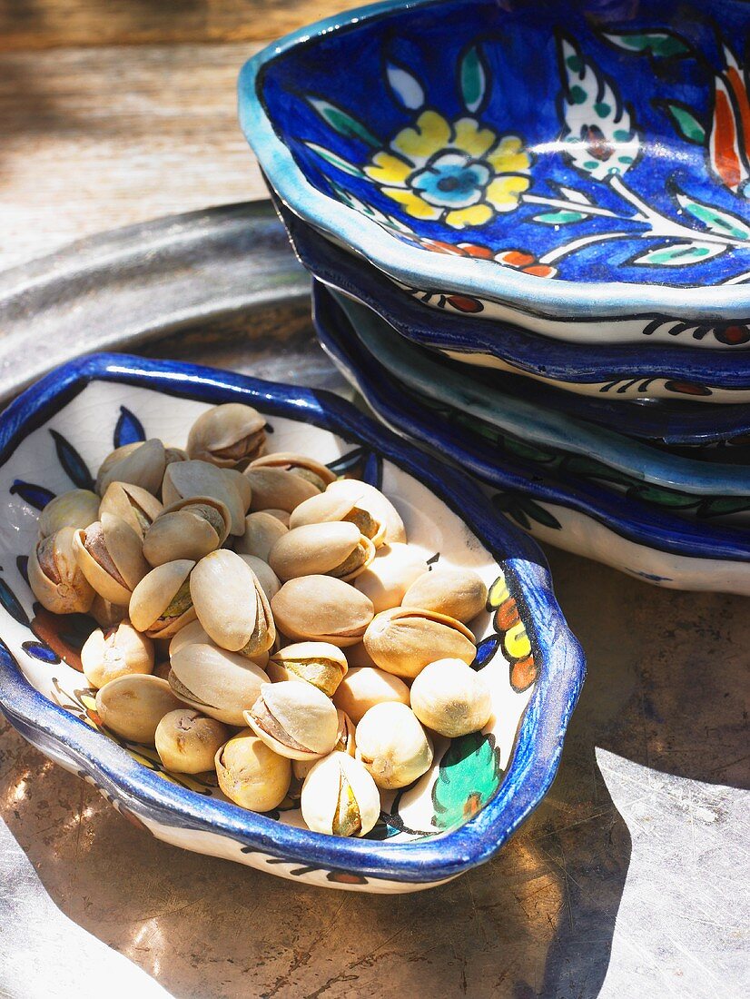 Pistachios in oriental dishes