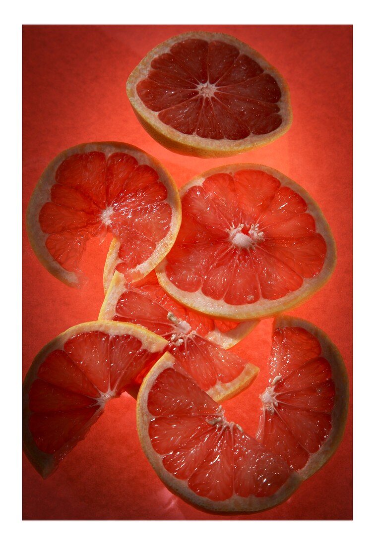 Rosa Grapefruitscheiben