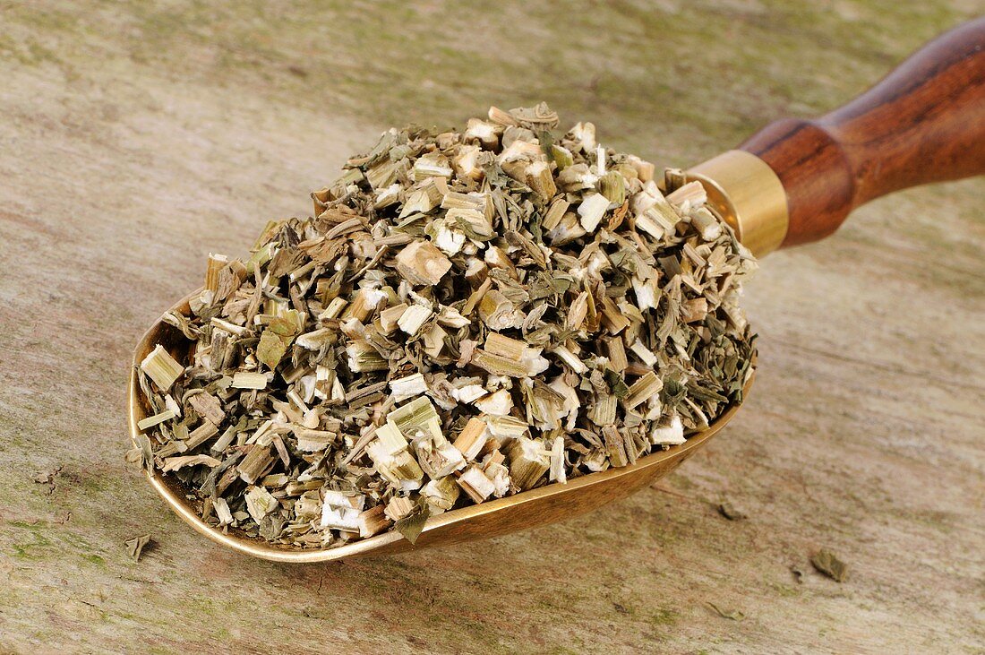 Dried Chinese motherwort (Yi Mu Cao) in scoop