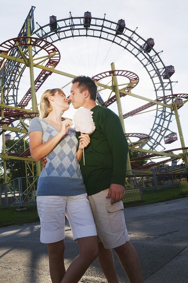 Couple with candyfloss in the Prater (Vienna, Austria)