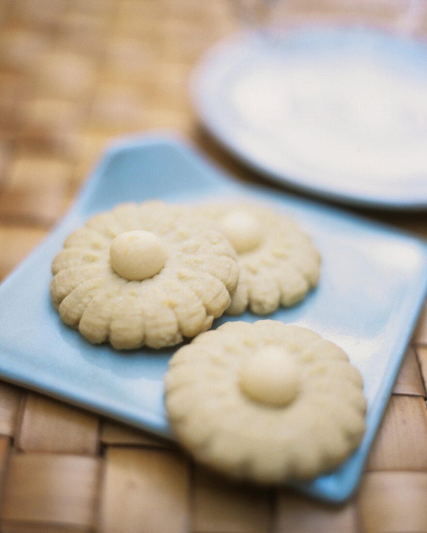 Biscuits made using rice milk
