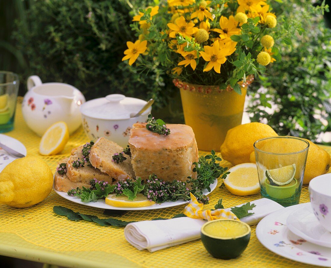 Cake with lemon thyme, lemon balm and lemon juice