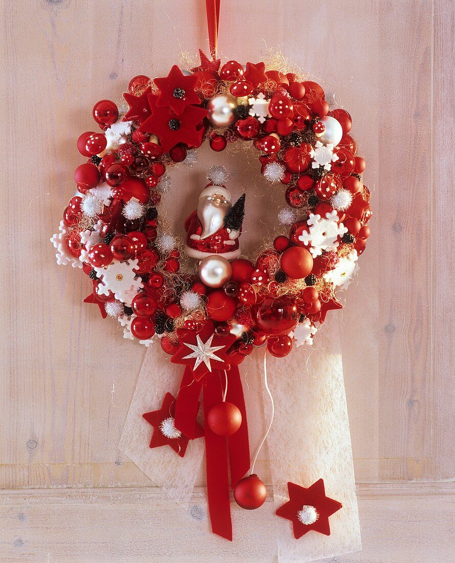 Wreath of red and silver baubles