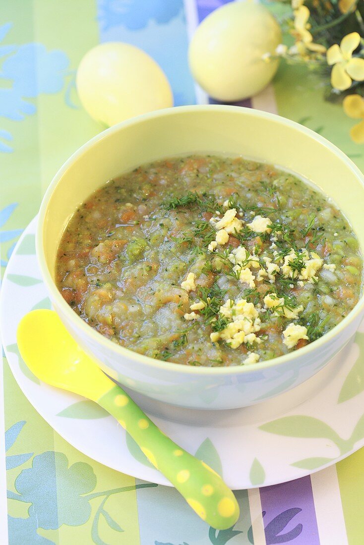 Vegetable soup with chopped egg