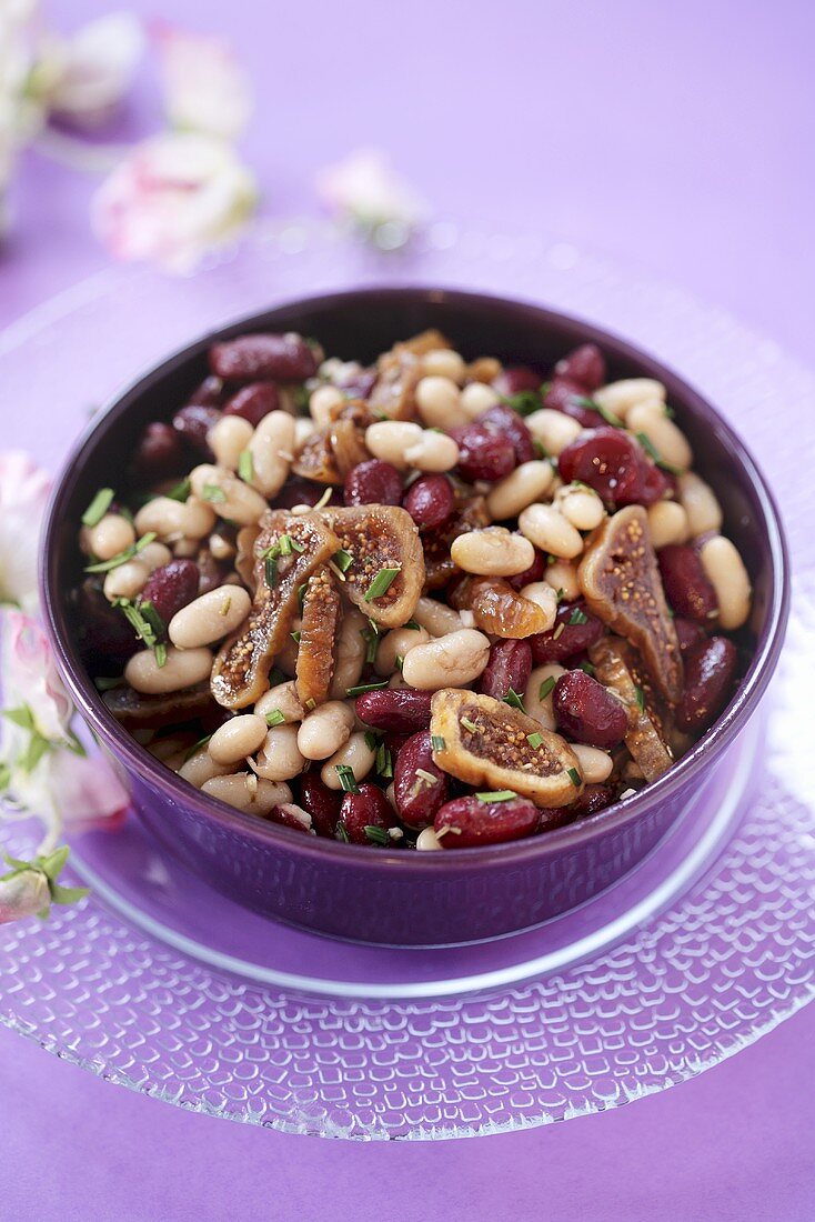 Bean and fig salad