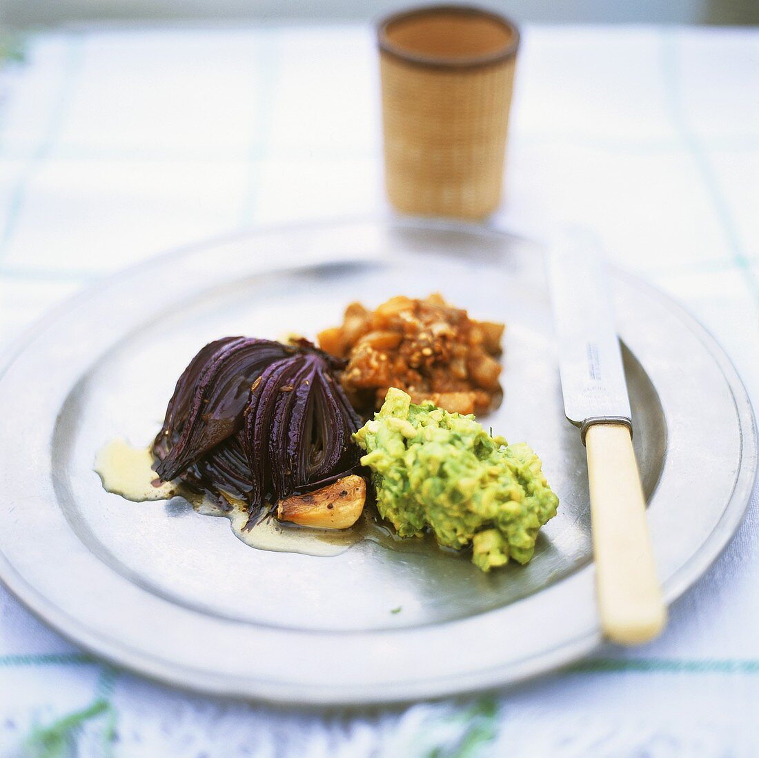 Baked red onion, avocado puree and fig and pear chutney