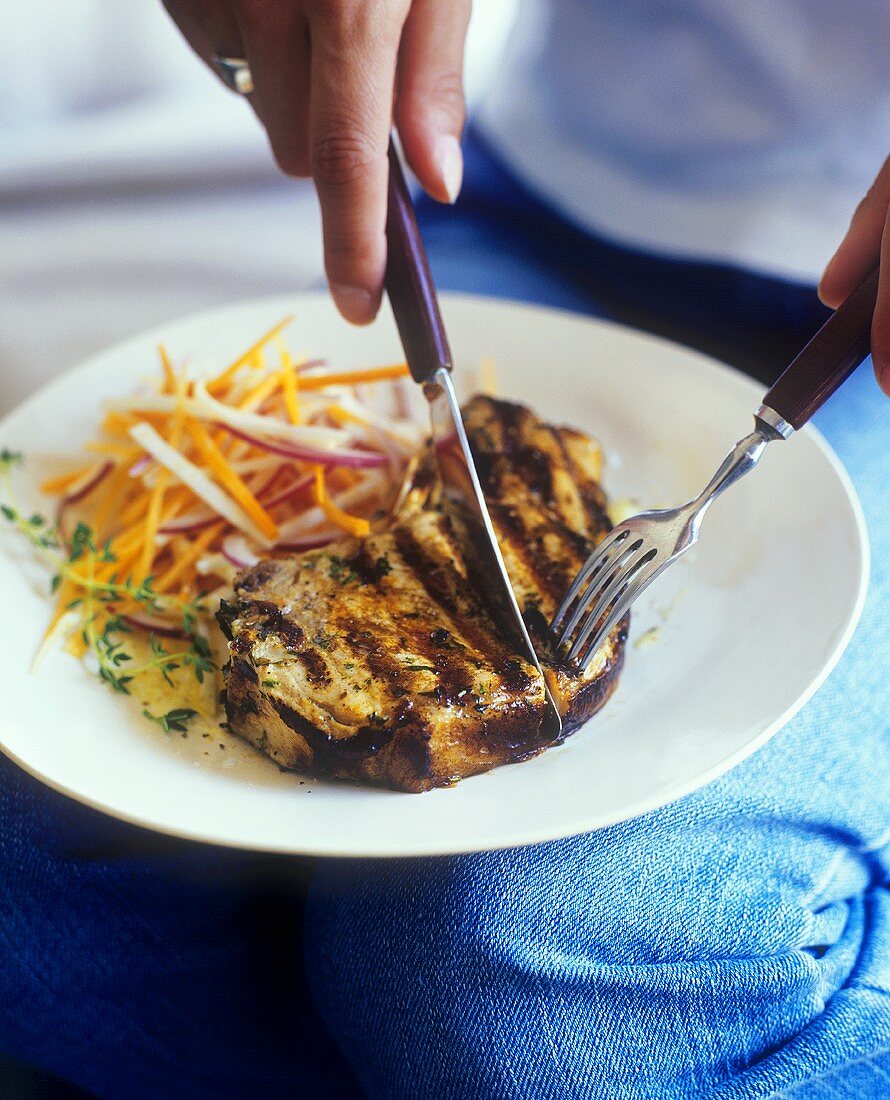 Grilled chop with vegetables