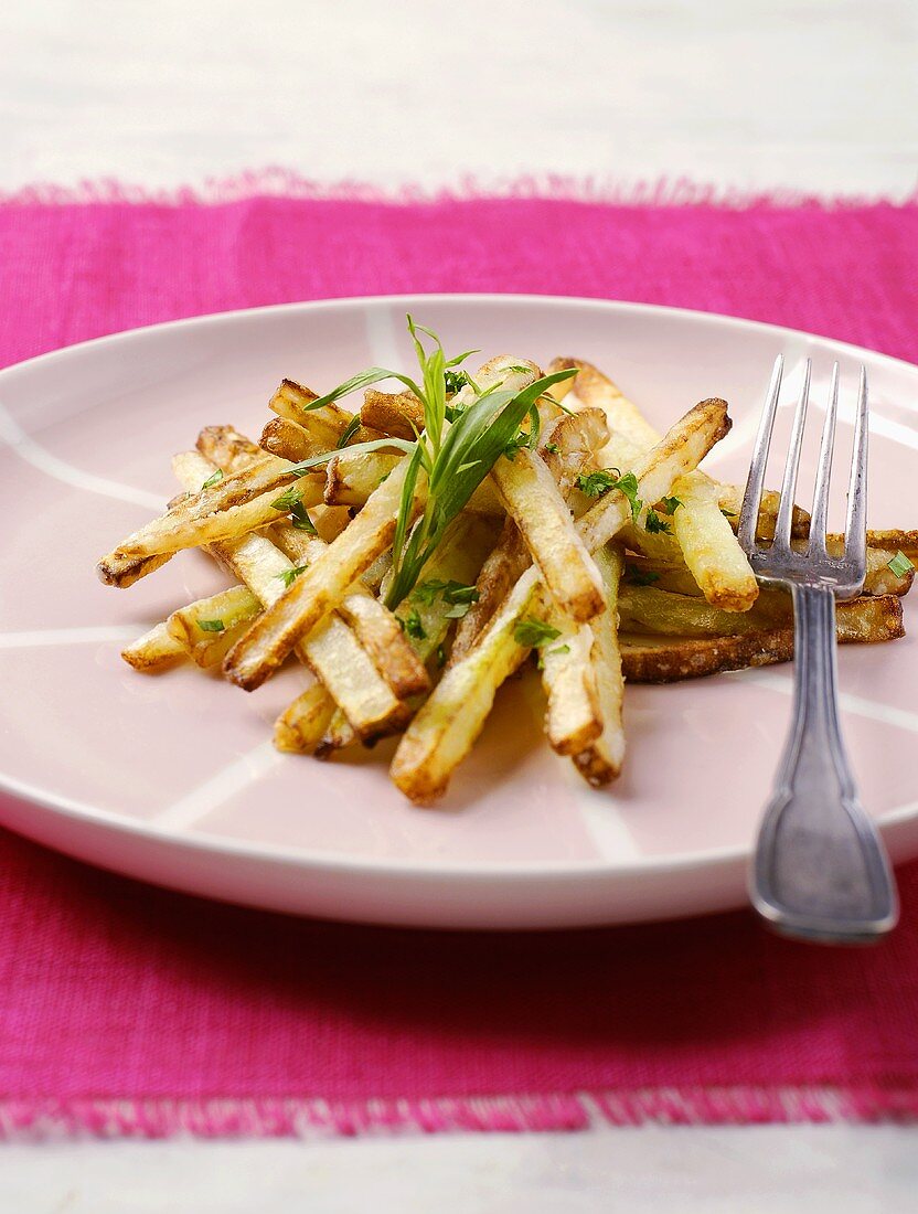 Deep-fried cucumber sticks with tarragon