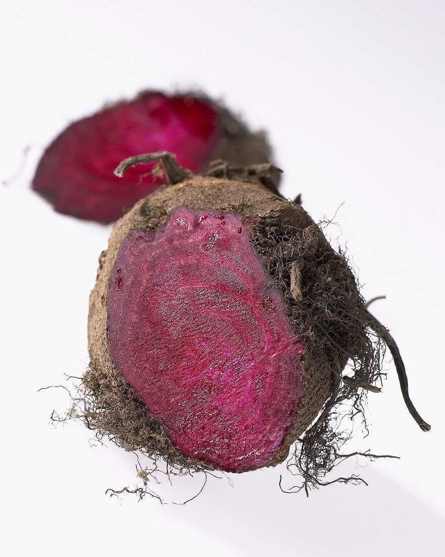 Beetroot 'Crapaudine', showing a cut surface