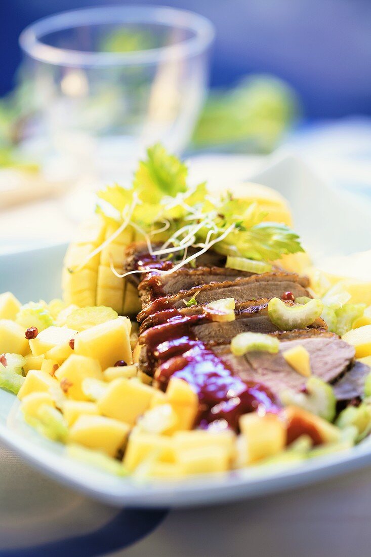 Duck breast with mango salad