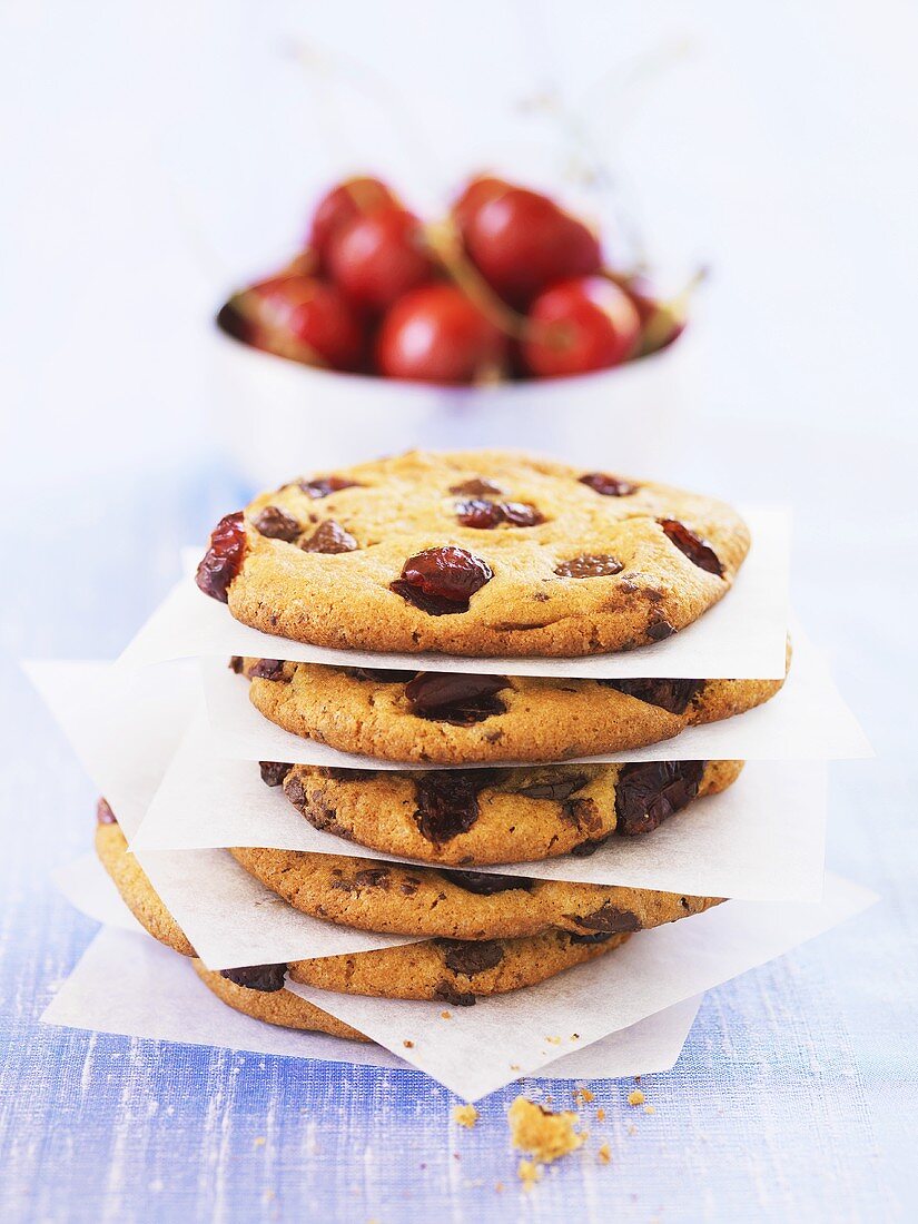 Cherry Chocolate-Chunk Cookies (Kirsch-Schokoladen-Plätzchen)