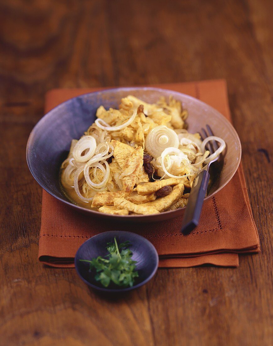 Curried sauerkraut with turkey strips