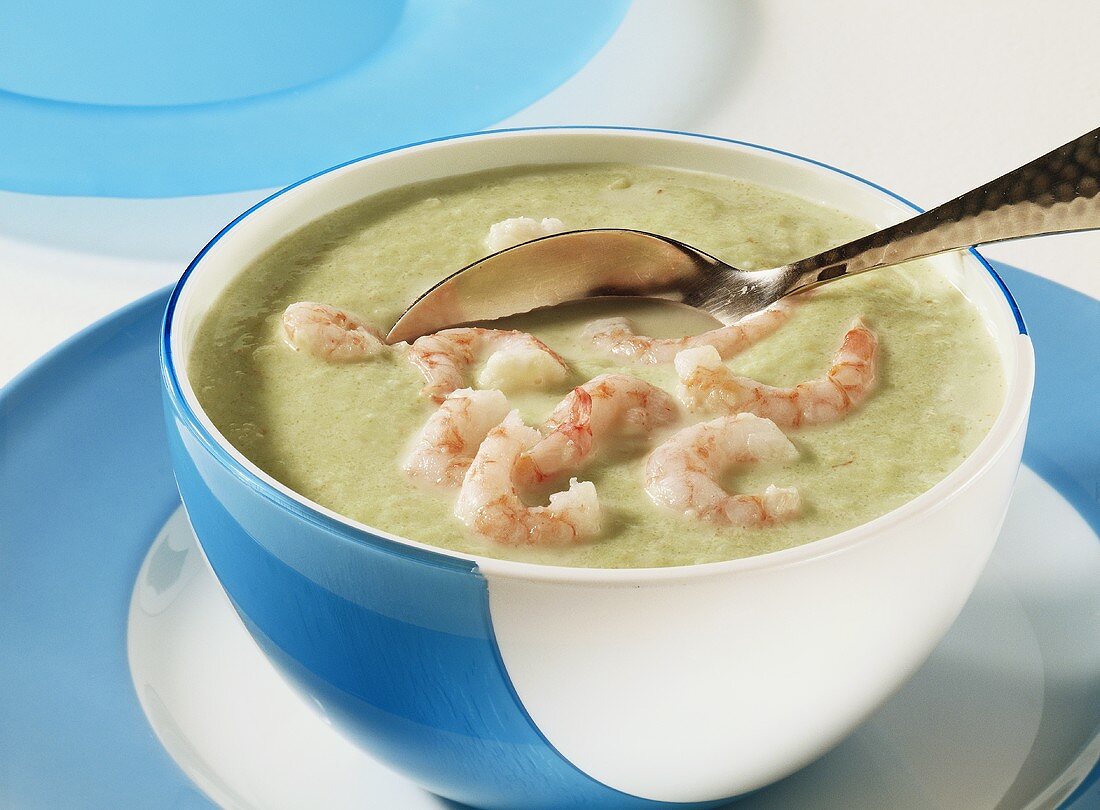 Geeiste Melonensuppe mit Shrimps