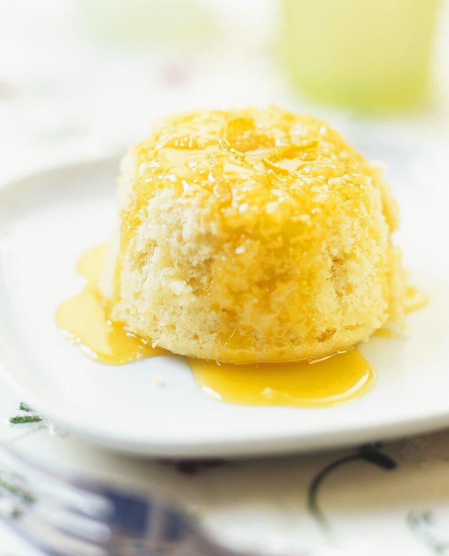 Englischer Sponge Pudding mit Sirup