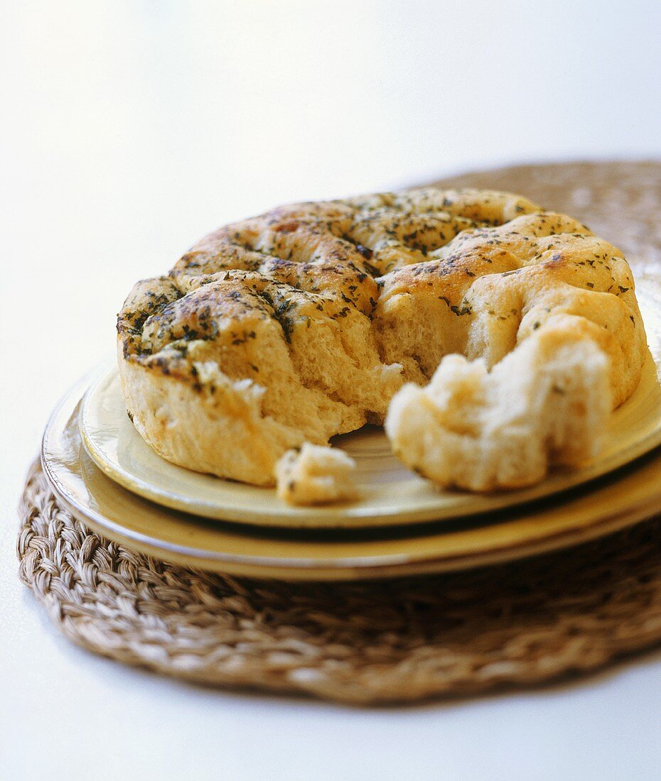 Focaccia con le erbe aromatiche (Fladenbrot mit Kräutern)