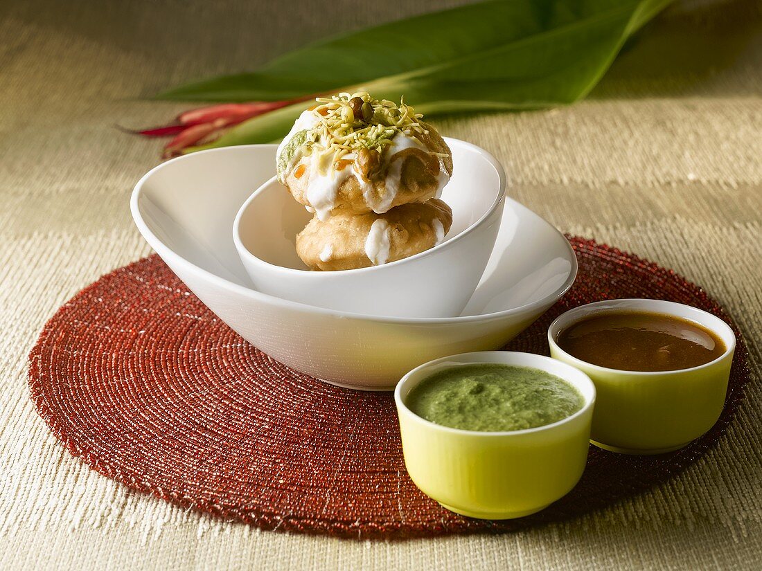 Khasta kachori (Deep-fried filled pastries, India)