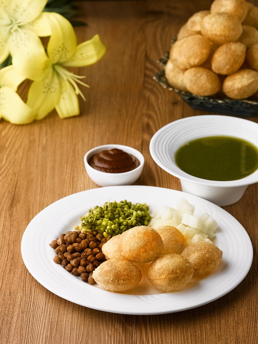 Pani Puri (Gefüllter Snack, Indien)