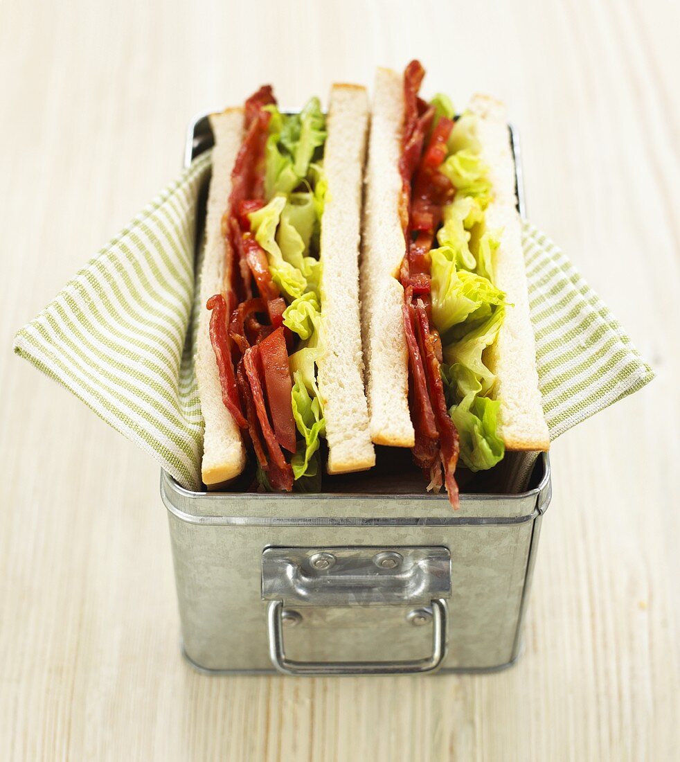 BLT sandwiches in lunch box