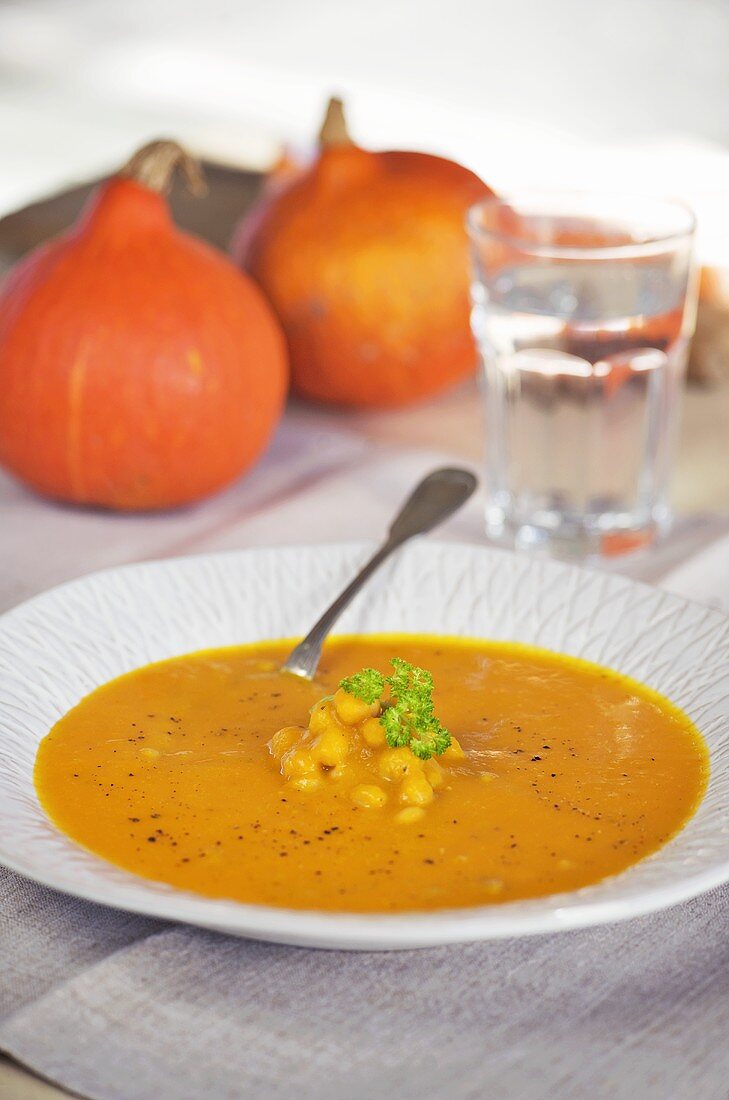 Pumpkin and chick-pea soup