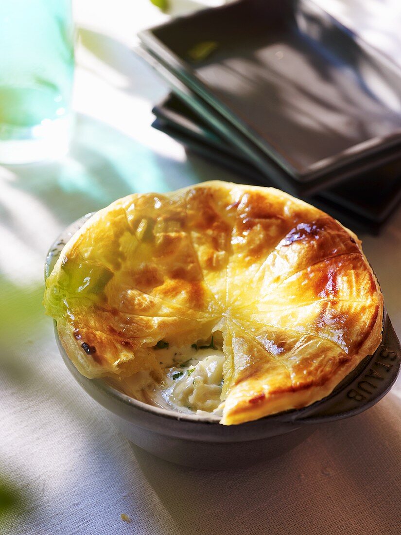 Tourte au Camembert (Potato & Camembert pie with puff pastry crust, France)