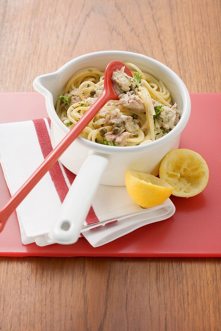 Spaghetti with lemon tuna sauce and capers