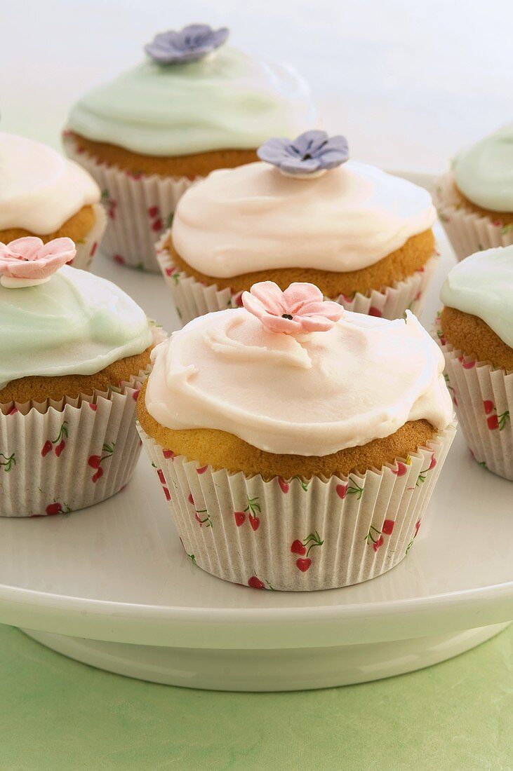 Cupcakes mit Zuckerblüten
