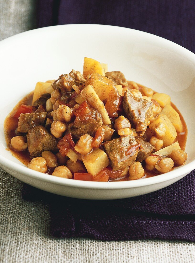 Lamb with chick-peas (India)