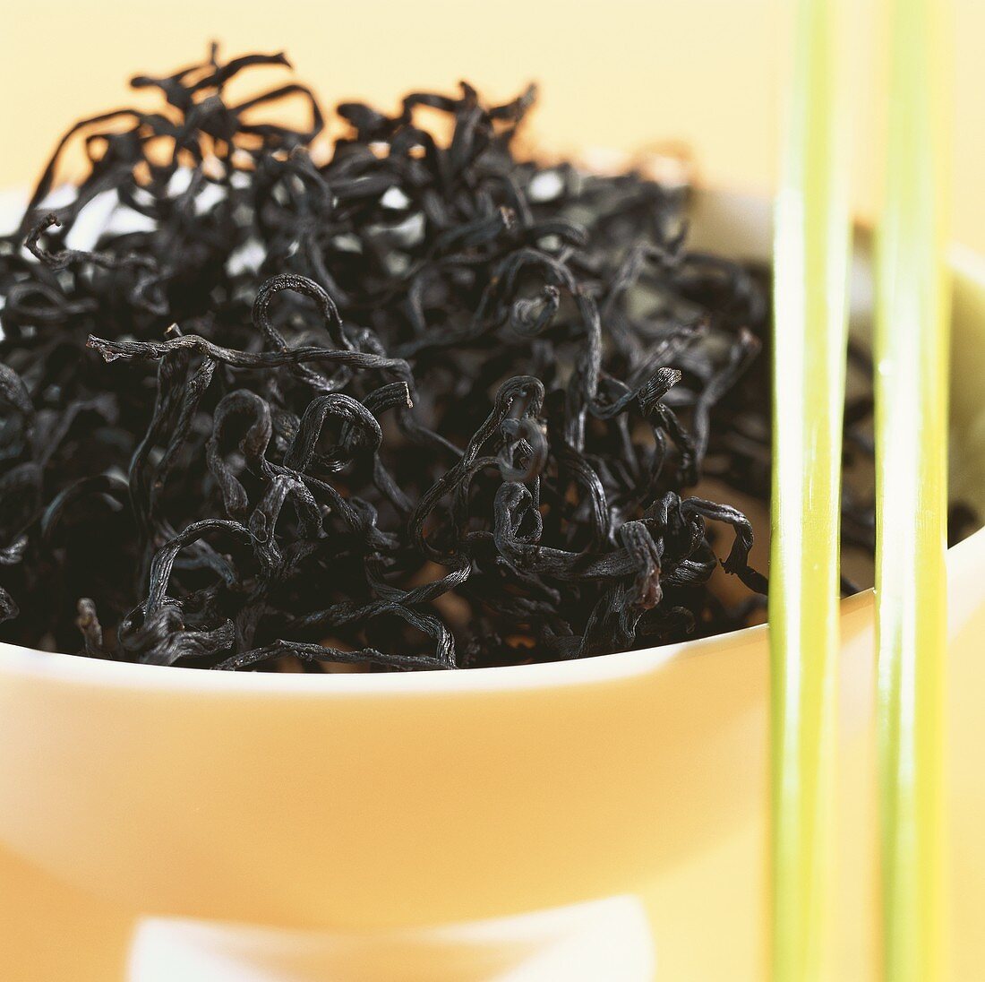 Hijiki (black seaweed)