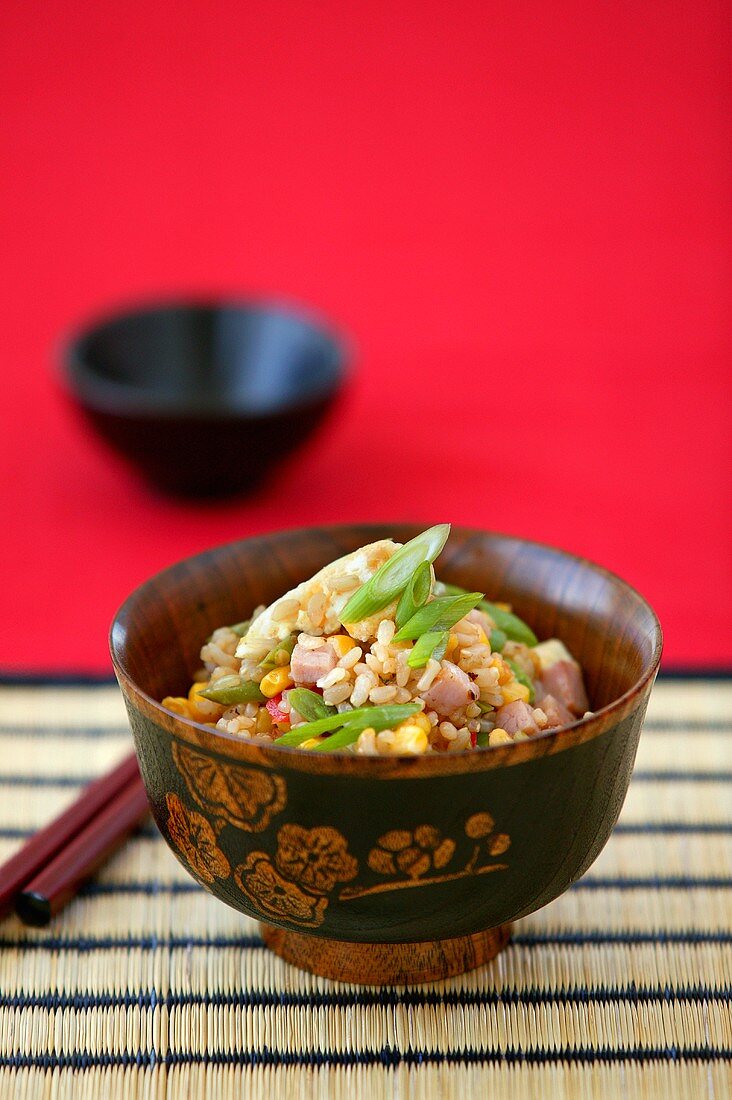 Fried rice with spring onions (China)